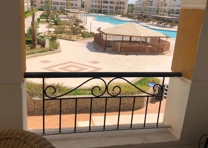 شاليهات قرية باليميرا Palmera Apartment Ain Sukhna